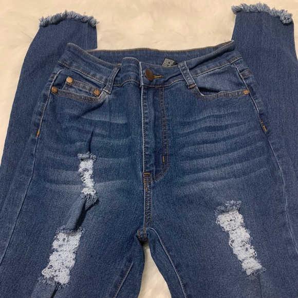 Jeans - Picture 2 of 4